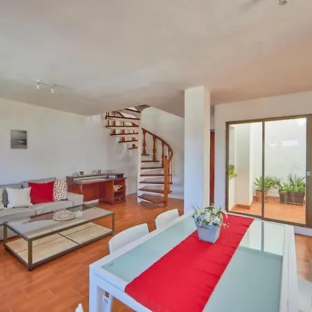 Nura Duplex 2 * מגאלוף